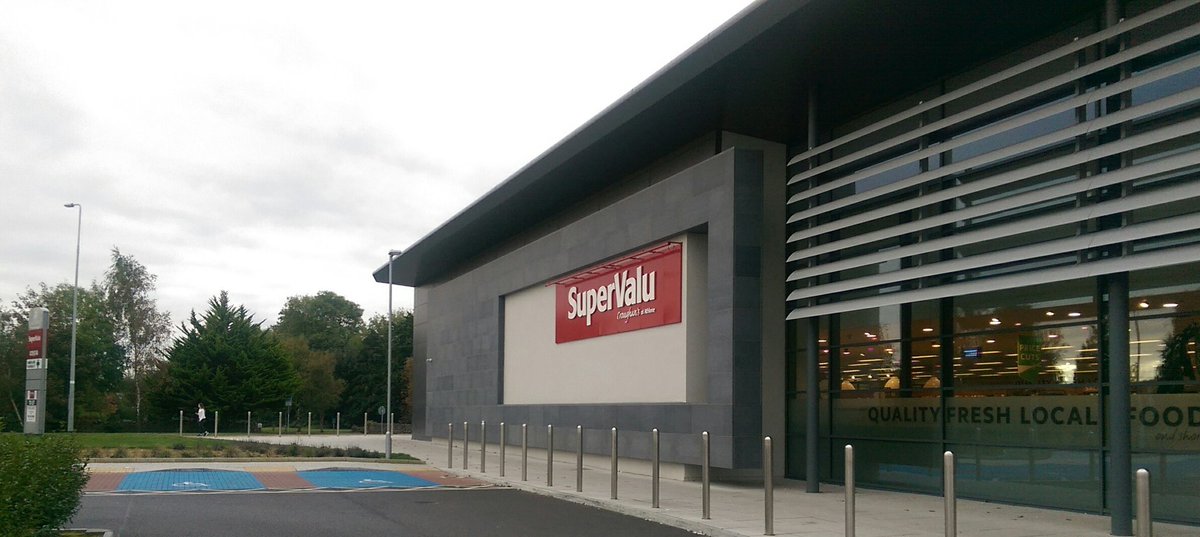 SuperValuIRL's tweet photo. Location Two but where are we? .@AntonSavageShow will reveal all shortly on @todayfm so stay tuned! #SuperValuRealRewards https://t.co/DRn3DMTJ2a