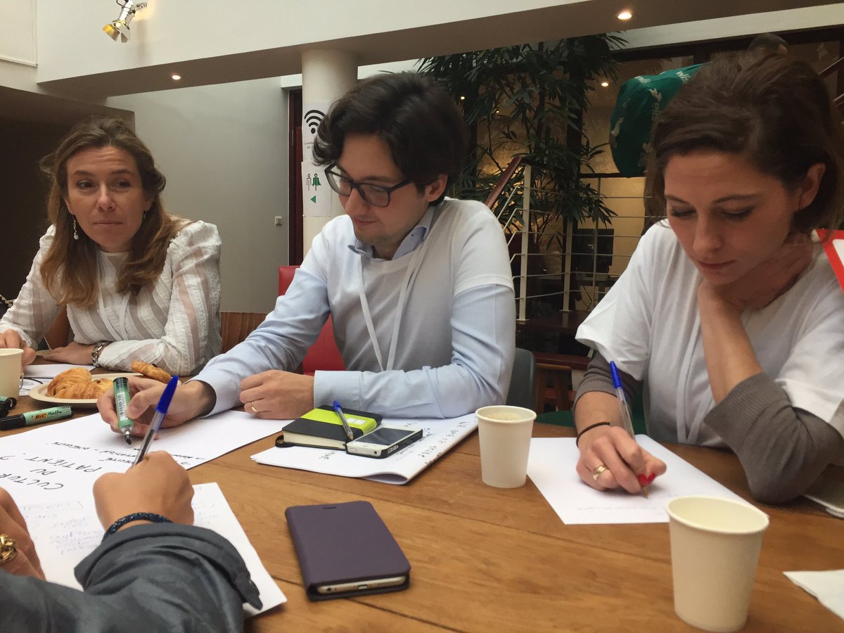 MarieGeorgesLo's tweet photo. Au tour d'@IpsenGroupFR de lancer son brainstorming #hackathonMeanings avec @AgenceMeanings @airliquidegroup et startups #ParisPionnieres https://t.co/1LTBnAipgo