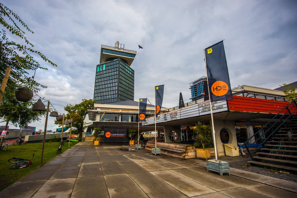 Hard Dance Event: Conference 2016 is officially open!
Follow #HDE16 on the Amsterdam Dance Event live feed at: amsterdam-dance-event.nl/live/.