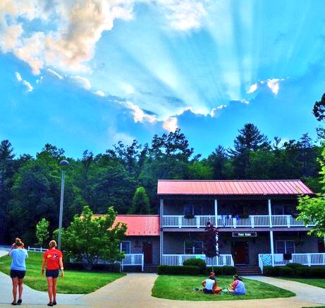 BotetourtYL's tweet photo. Gonna make some new friends and go deeper with the old! #fallweekendtomorrow #gettingpumped #TotYL https://t.co/R3wdqxu1Bo