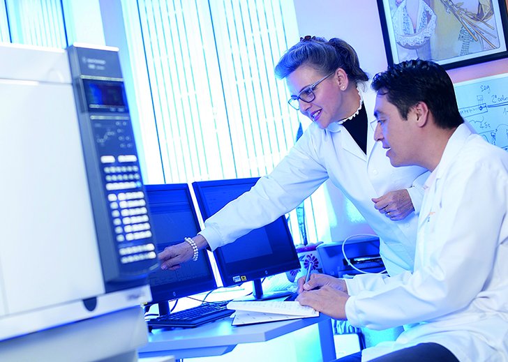Congratulations Elena Stashenko of @UISenlinea   for making our 2016 #PowerList #womeninscience ow.ly/jyXX305kg4D