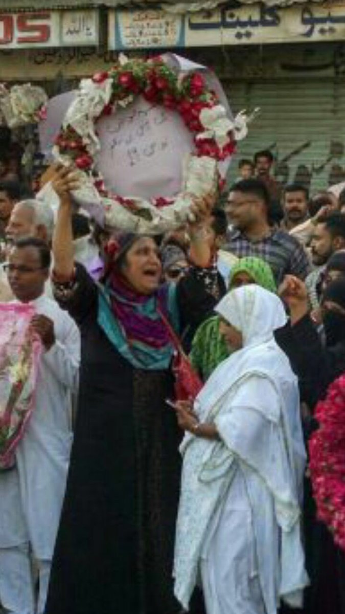 nadeem_nusrat's tweet photo. یادگار شہداء پرجانےوالی تمام ماؤں بہنوں بزرگوں و ساتھیوں کوسلام تحسین۔ ہم ہی وارثان شہداء ہیں، منزل پ بھی پہنچیں گے،انکےلہو کاحساب بھی لینگے https://t.co/wo8La0se6p