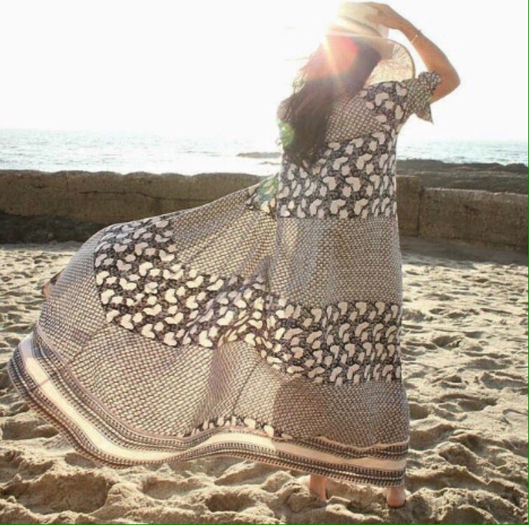 MSpataroMare's tweet photo. That was her #magic she could see the #sun on the darkest of days 🌞🌞🌞 #italy #newbeachwear #teigenhat #mauriziospataromare https://t.co/lI26iuRPtF