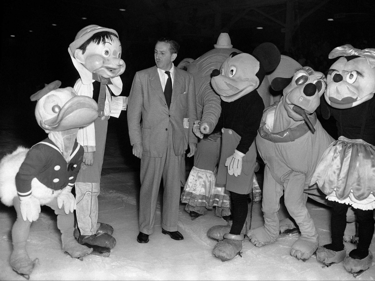Creepy Russian Kids Show Bootleg Mickey Mouse Creepy Russian Kids Show Bootleg Mickey Mouse
