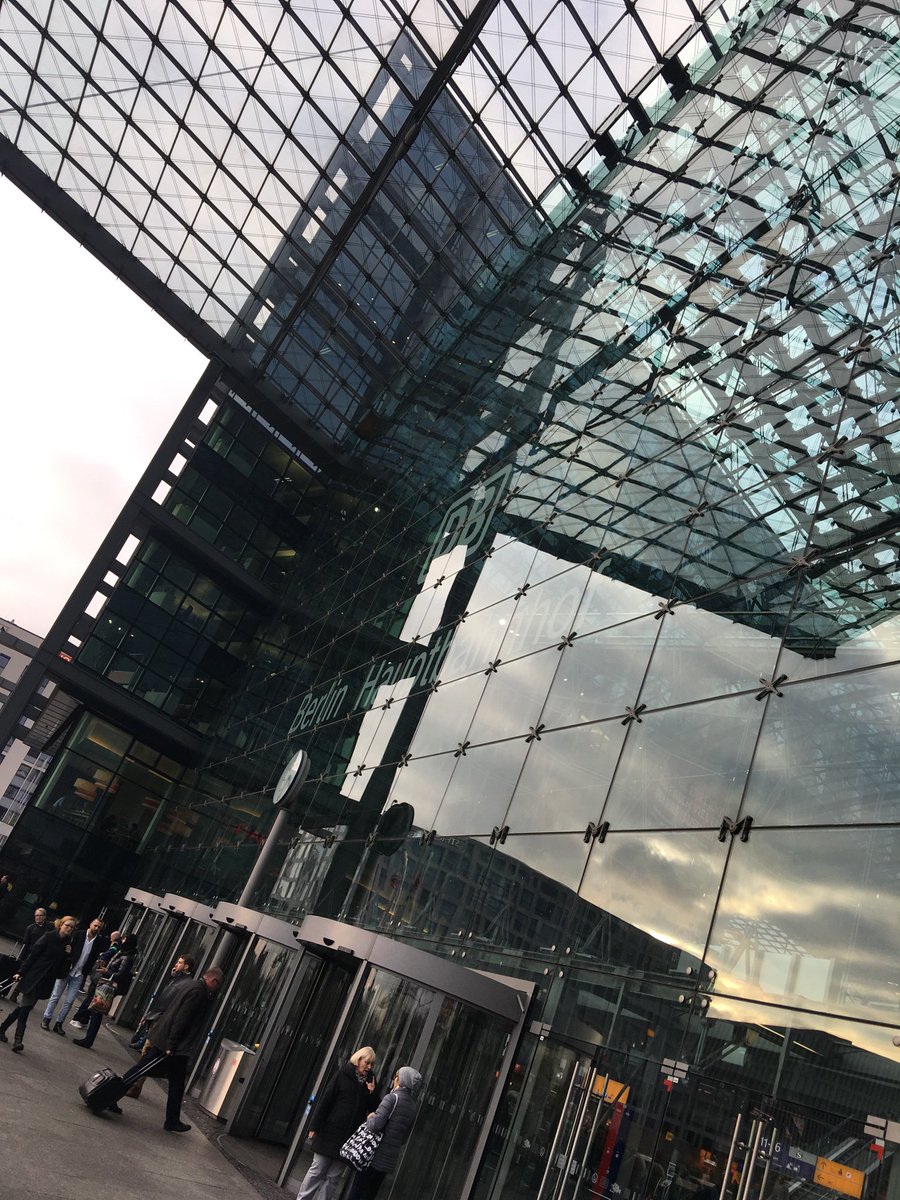 bloggendebahner's tweet photo. Und Tschö #Berlin! War mal wieder schön bei dir! #DBME16 https://t.co/oZWNCcP4HJ