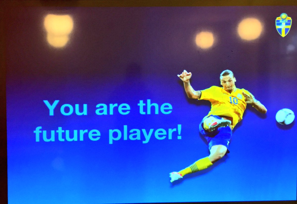 j2_johan's tweet photo. Föreläsning för P15 Future team - vikten av att ta ansvar för sin prestation - hur gör jag smarta val? #träning #återhämtning #smartaval https://t.co/gFQrjlWHl3