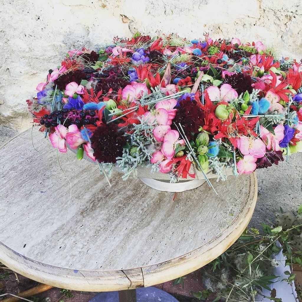 gregorlersch's tweet photo. #colors talks #pietvankampen #floriform #oasis#internatinal Teachers of flowerdesign #gfre… https://t.co/4QIMm5MYEU https://t.co/lRUX7meW7g