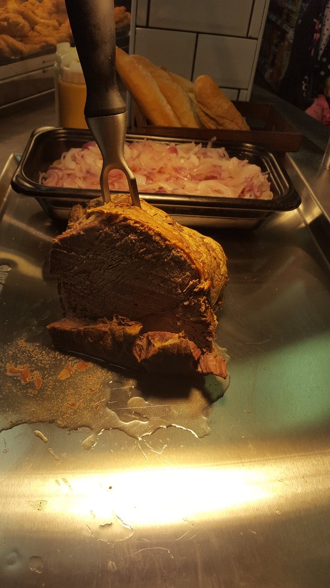 weeareborg's tweet photo. @_richsauces hot sandwich of the day roast beef saute onions rich sauces pepper sauce and cheese .... 😎😋 https://t.co/VXLx57dNLW