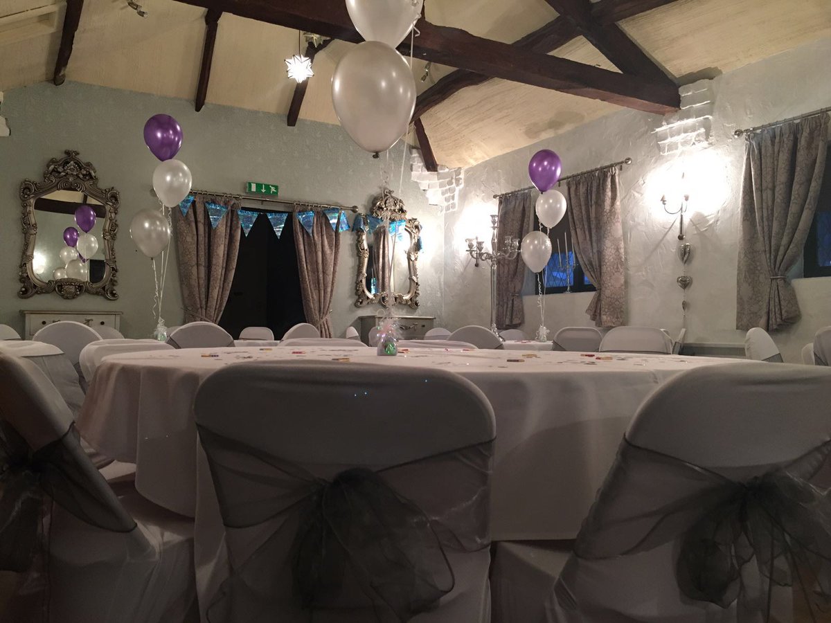 BridgeInnCas's tweet photo. Planning a wedding? Speak to us about our very competitive rates! @5TownsYorkshire #evolvingwakefield https://t.co/4UthugAwtw