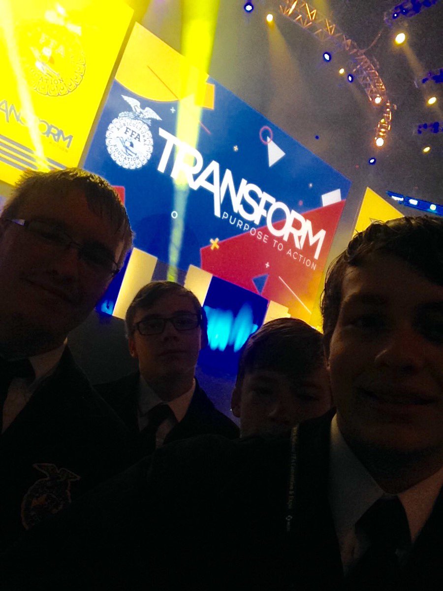 CenterpointFFA's tweet photo. @NationalFFA - We are ready to see @TaylorMcNeel !!!  Can we start session 1c early? @ArkansasFFA #WooPig #Muleriders #TransformFFA https://t.co/VPLJe3TFYb