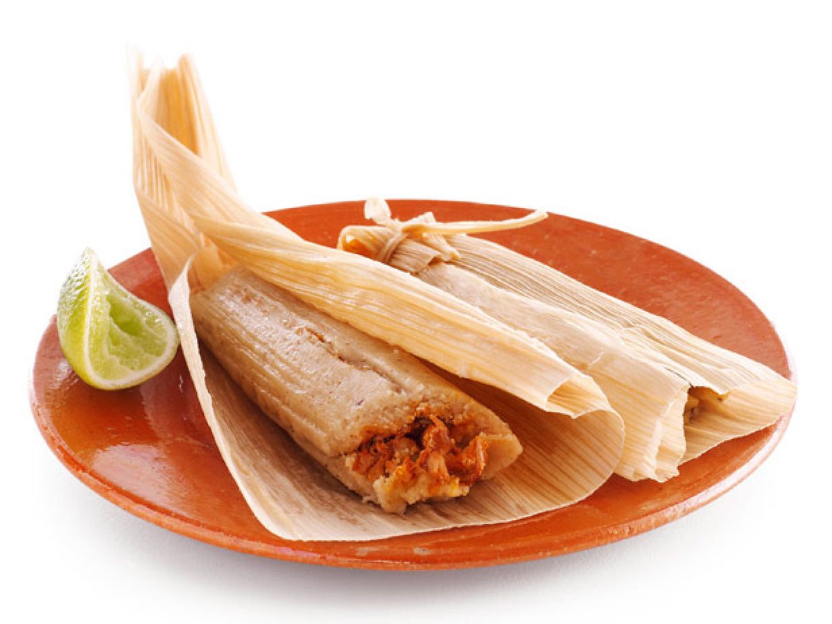 ericksonh_'s tweet photo. A tamale is a traditional Mesoamerican dish made of masa or dough, which is steamed in a corn husk or banana leaf. #theawake15 https://t.co/6D64lyR627