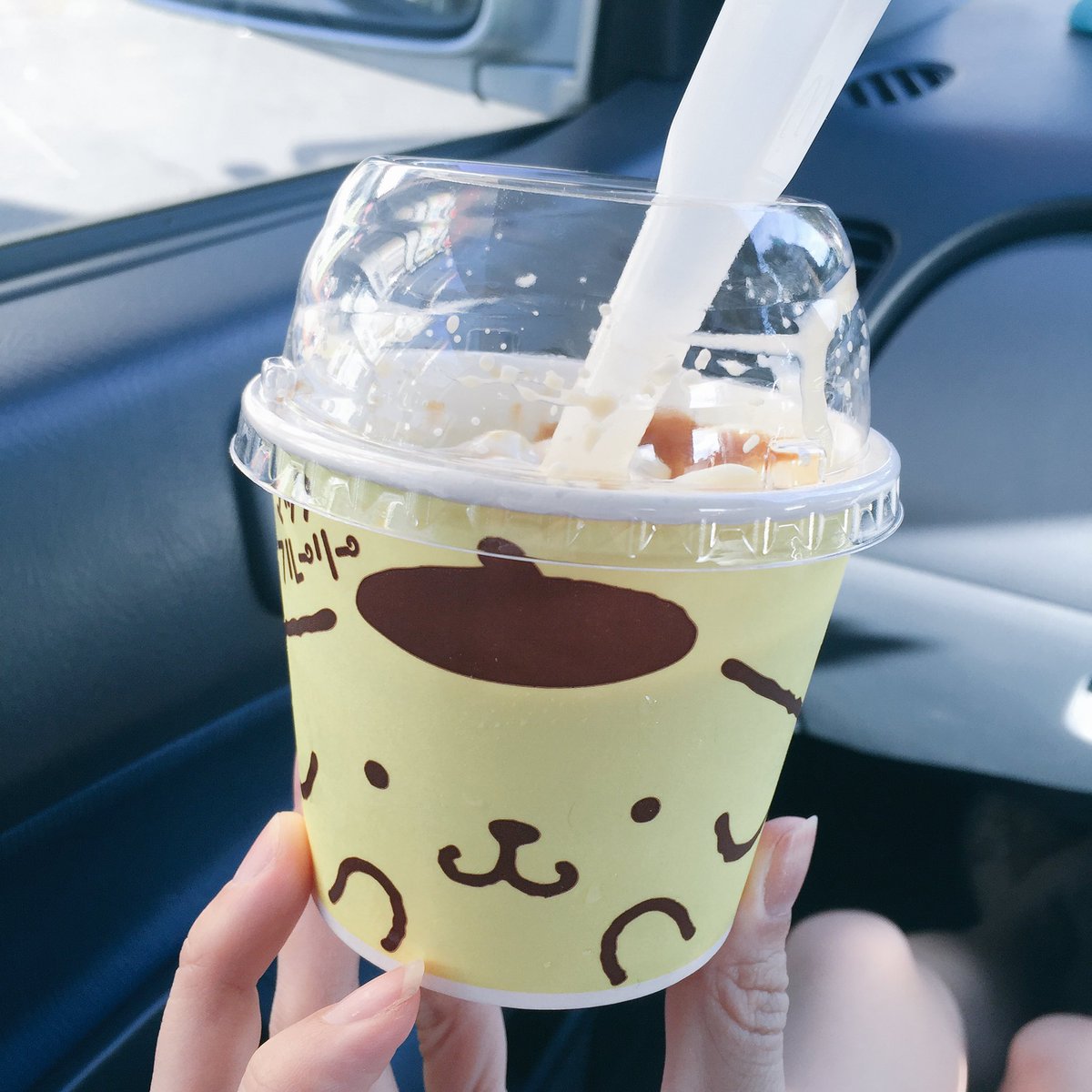 O Xrhsths Christina Sto Twitter そいや こないだ 即ポムポムプリンマックフルーリーを 食べにいったんだけど マシュマロ入ってたのに驚き 最近マック きてるよね これからのコラボ商品楽しみ スニッカーズマックフルーリーとか でるんかな