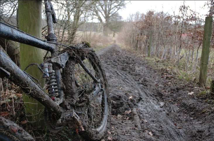 RozoneUK's tweet image. The tricky winter months are getting closer, make sure your bike is put away clean with our #smartwashers