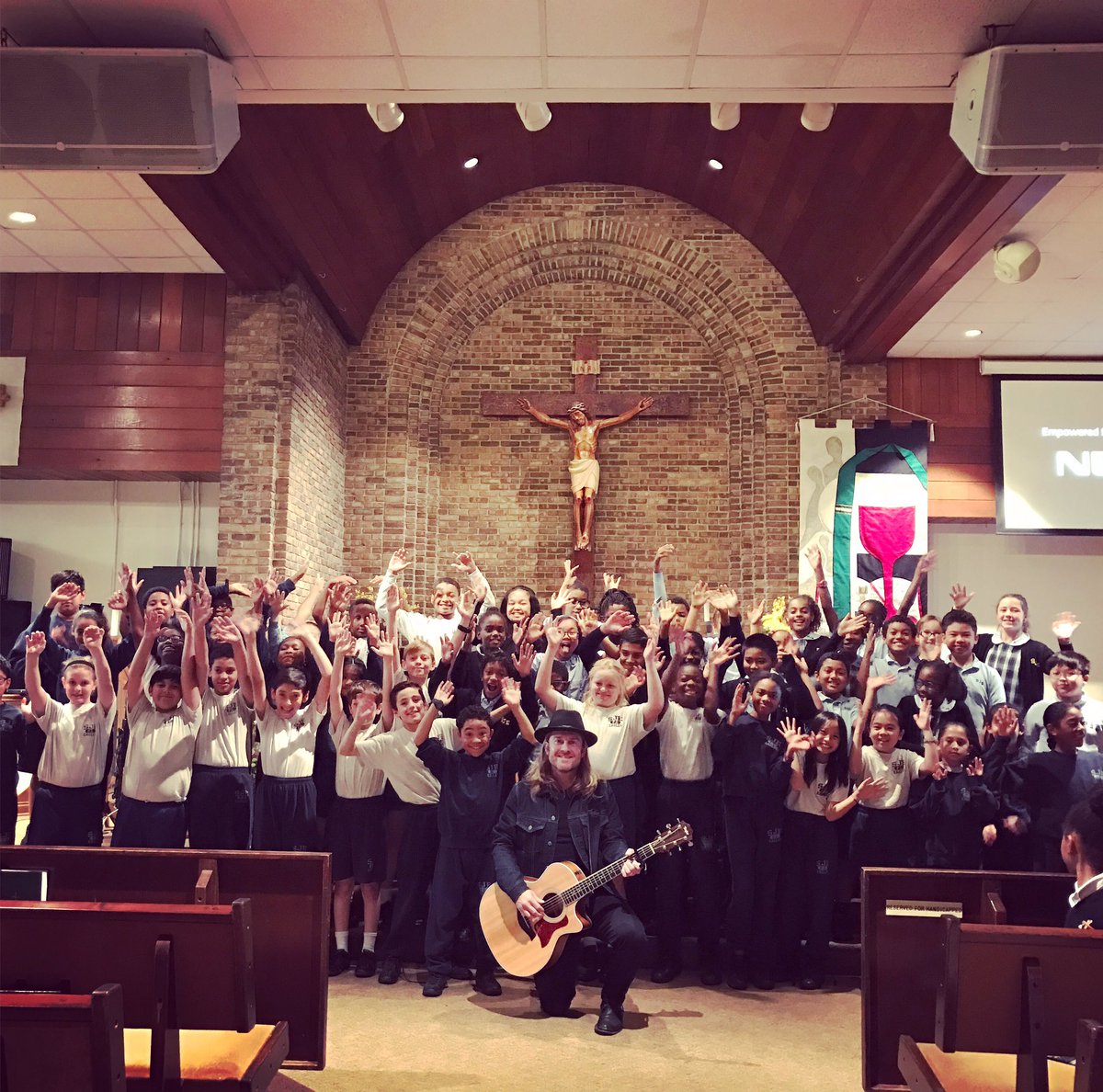 _JasonFowler's tweet photo. Had a blast sharing my story and playing songs for the kids! #StJohntheEvangelistSchool #JasonFowler #IFallIn #RDMD https://t.co/Q4qNWz07J6