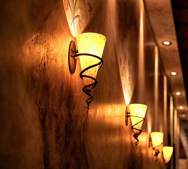 Urbis_Schreder's tweet photo. #Lighting: hot or cold? |https://t.co/yAkpHz6SJL #colouredlighting #moodlighting https://t.co/odePHDsP2N