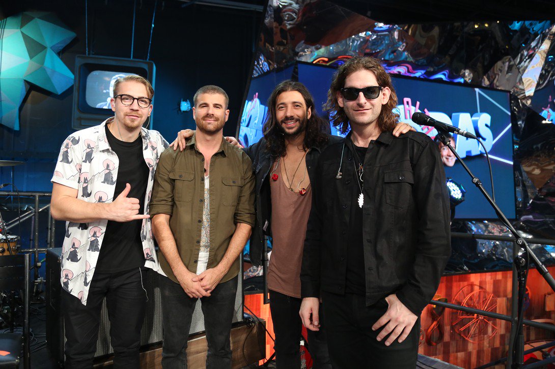 Cultura95's tweet photo. ✔ #MAGIC! ★ @ournameisMAGIC no #AltasHoras do★ @oserginho Groisman☛ https://t.co/KQfrnYGa1H #MagicNoAltasHoras #NoRegrets #MagicLatinTour S2 https://t.co/tpCKEZGjWD