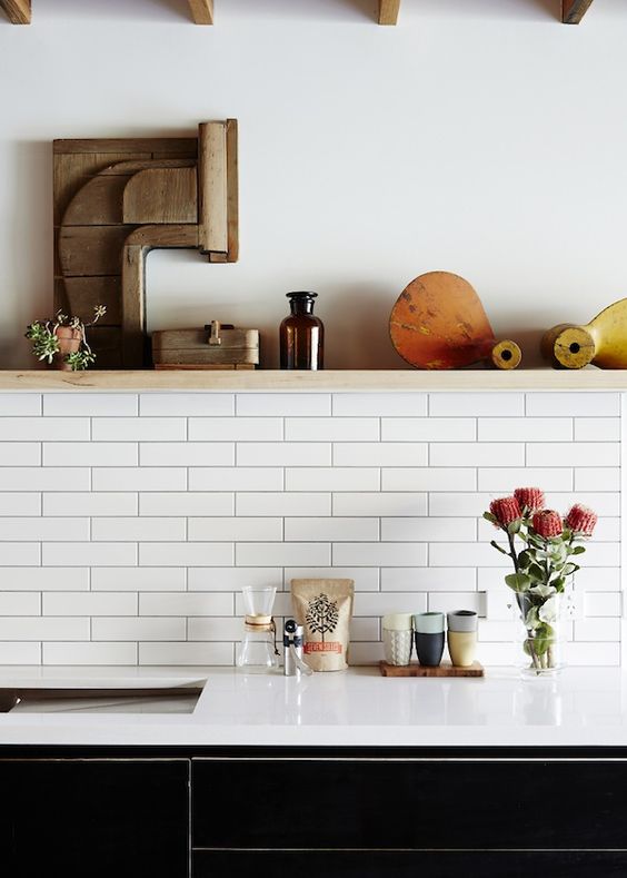 fitzjonespr's tweet photo. There's nothing we love more than a carefully curated shelf.

Photo: Sean Fennessy https://t.co/MmuB1BOE57