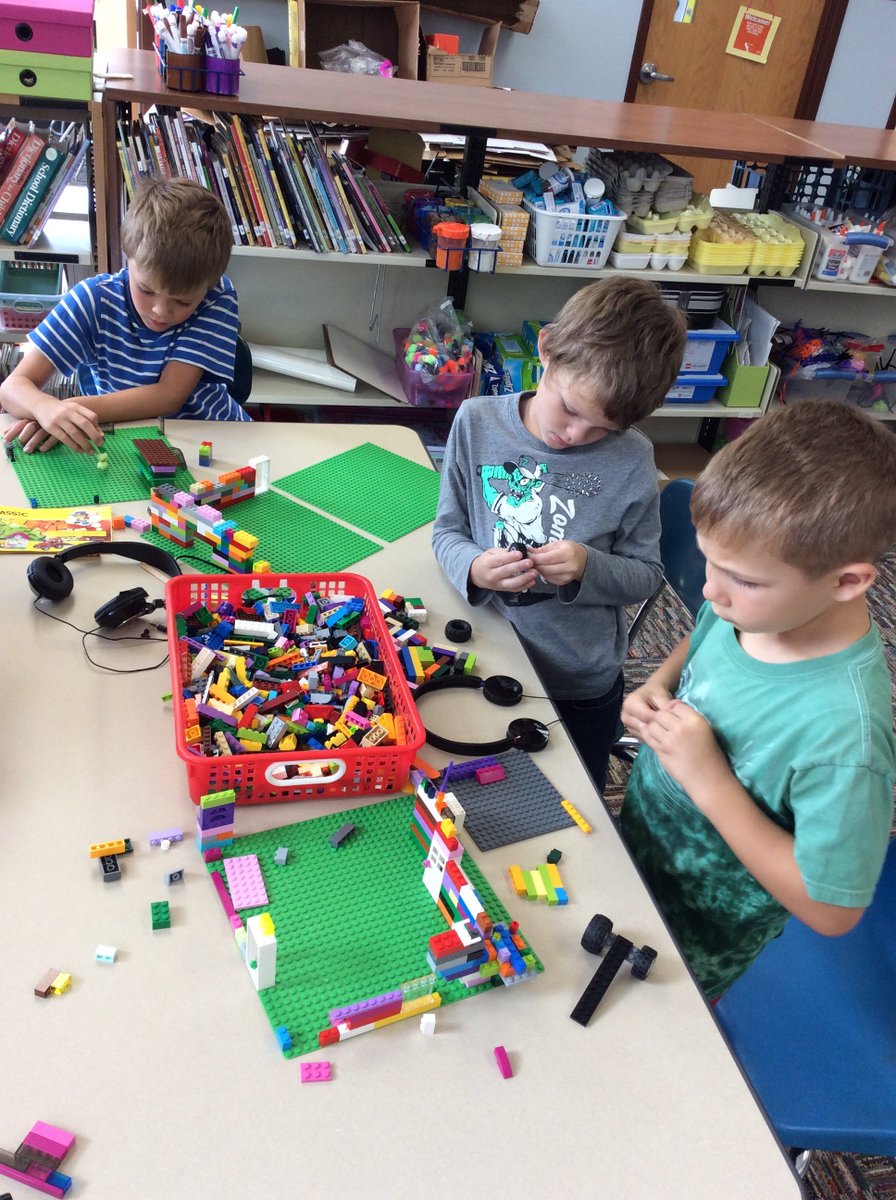 Mrs_Frim's tweet photo. So engaged in exploring at HSE that they don't even know I'm taking their pictures...love it! #bwls2020 https://t.co/F4TiqdH9rf