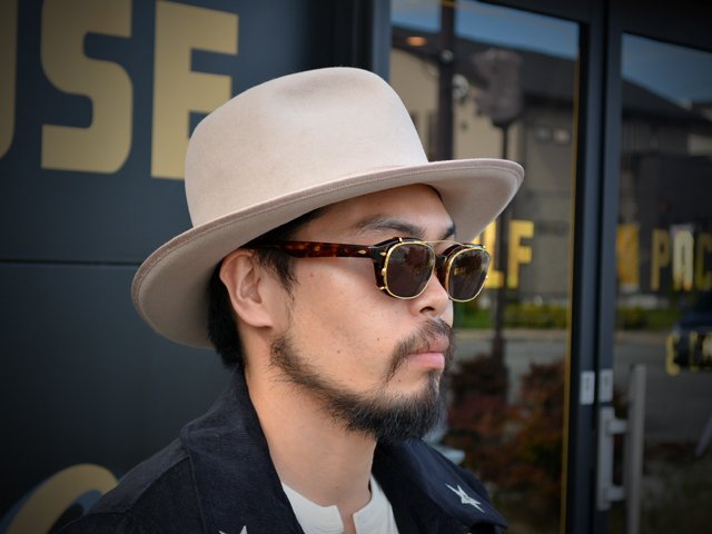 wolfpack_info's tweet photo. 【#BADQUENTIN #バッドクエンティン × #STETSON #ステットソン 】
Antelope Felt Hat
https://t.co/RUP5LwwSMe
#アメカジ #ルード #ハーレーダビッドソン #バイク #バイカー #ファッション #宮城 #ウルフパック https://t.co/6lzydgbUYt