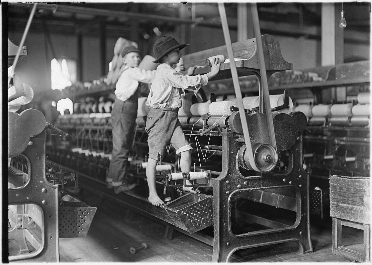IEC_KC's tweet photo. MT @OSHA_DOL Workplaces used to look a lot different. Now safety regs protect all workers: https://t.co/Y6ehusfrhI https://t.co/kNWYAUBPwB