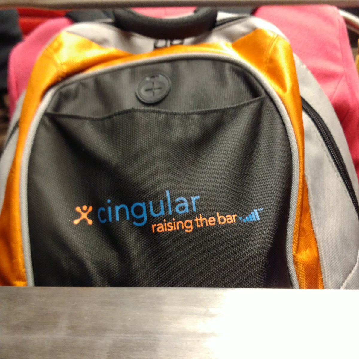 michaelbmaine's tweet photo. Haven't seen that logo in a while. #cingularwireless. Switched from Motorola to a PrimeCo phone. https://t.co/fBarjxzmLF