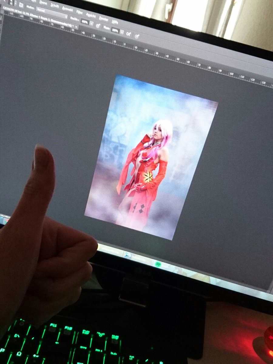 Bilder bearbeiteeen! Und was macht ihr so?  
<a href="/farbenfuchs/">𝕝𝕖𝕤𝕝𝕚𝕖 🦊</a> 💕
#inori #photoshop