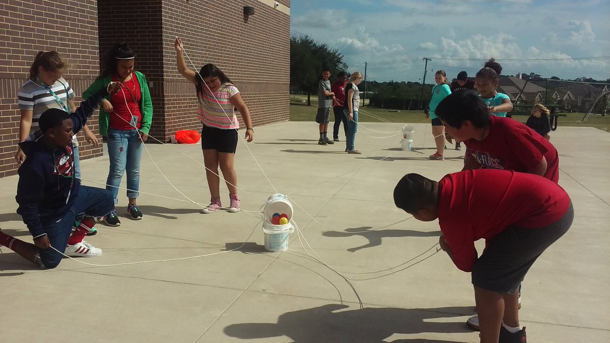 jwittner92's tweet photo. Team building @ BMS rock's! #bisdconnect #onebrenham https://t.co/jcHT42cSZp