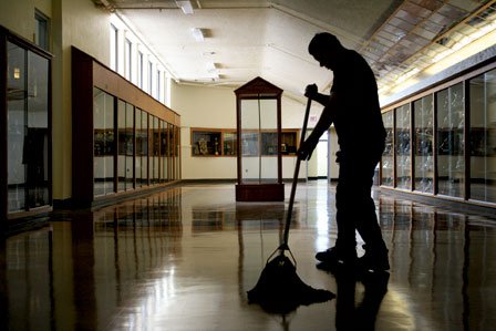lewyoung's tweet photo. .@lewyoung Thanks #Facilityoperators each day keep schools clean safe enjoyable 2Bin Grt work doneby these folks @PrairieSouth @CUPEsask https://t.co/lazzoFVEyk