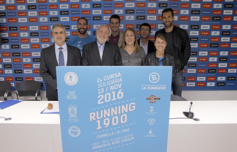 Perico_Express's tweet photo. El Espanyol con la FECAMM  https://t.co/R3lNrp4tQY  #RCDE #fecamm https://t.co/Ci593LMPwB