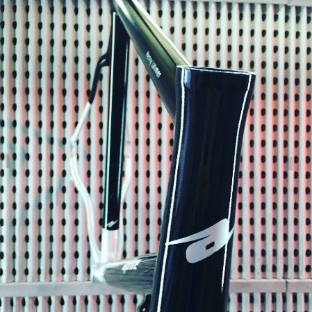 aprirebicycles's tweet photo. An #amazing #customoaint #job in the process! 👍 #bike #cycle #bikeframe #spraypaint #colou… https://t.co/000q9W7o0R https://t.co/PplpUTNtKp