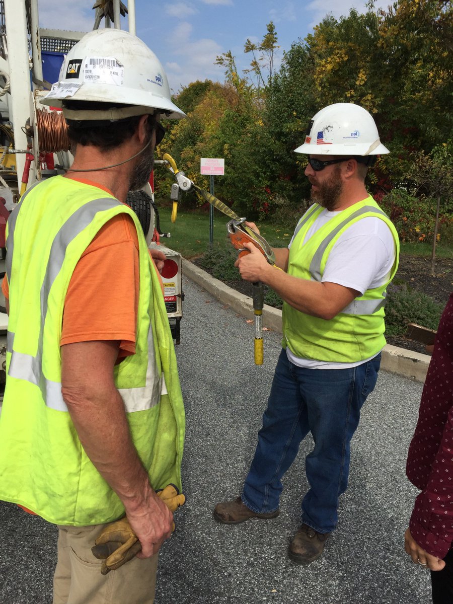 LUG_ALL's tweet photo. We noticed these awesome @PPLElectric linemen sporting their Lug-All web strap hoists right outside our office! #LugAllLife #ThankALineman https://t.co/3x5kEYlEuJ