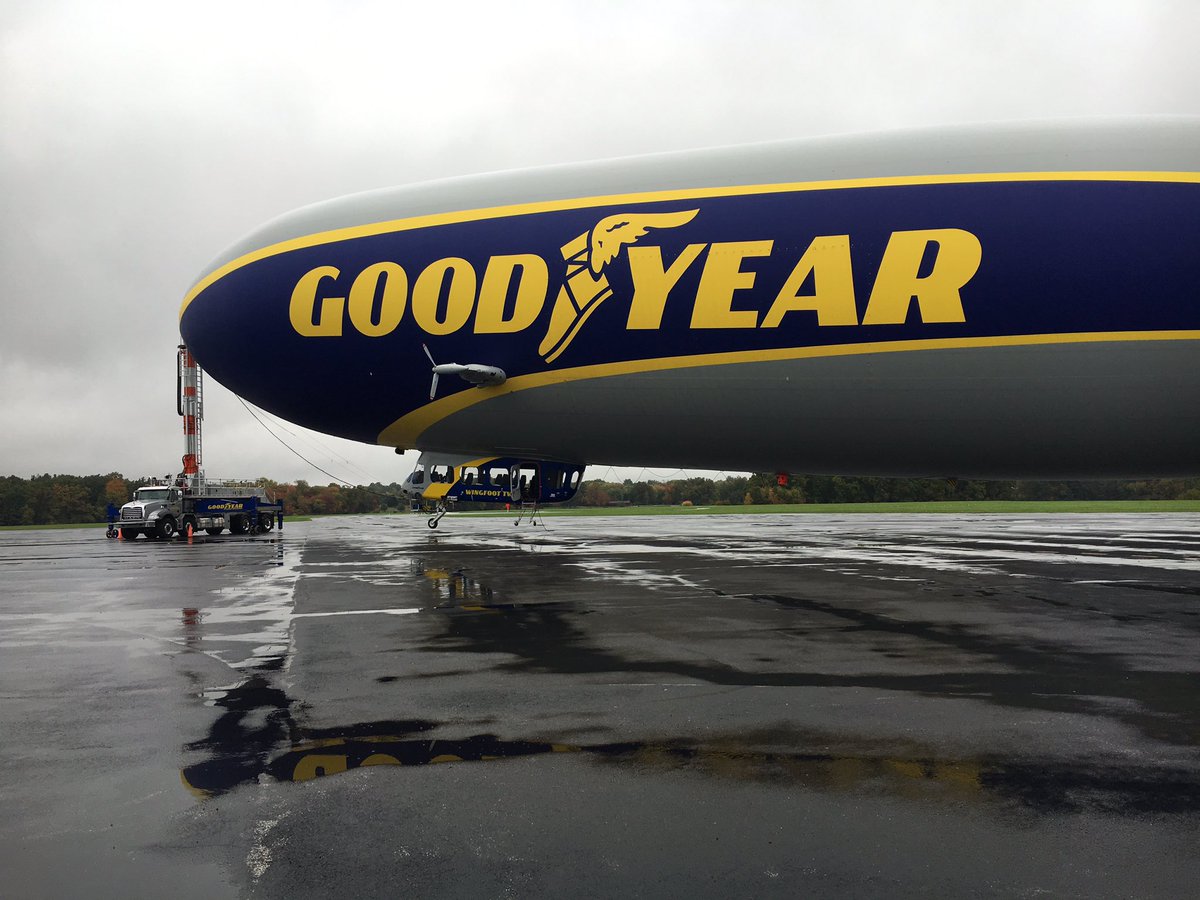 bustedcoverage's tweet photo. There it is, the @GoodyearBlimp toilet #welcomewingfoottwo https://t.co/BTXlaQjrE9