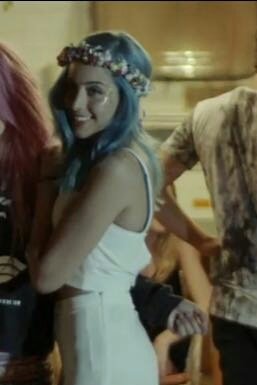 SWTCMarinalta's tweet photo. @SoniaSweetC esta coronita me suena  muchoo 😏😍🙈 #SecretosSony https://t.co/eAwxCWRO1S