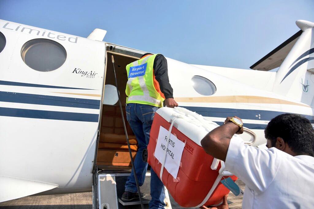 Dev_Fadnavis's tweet photo. Congratulations to Nanded Collector,team from all hospitals &amp; citizens of Nanded for successfully transporting organs from Nanded yesterday. https://t.co/1LJFeXcNUQ