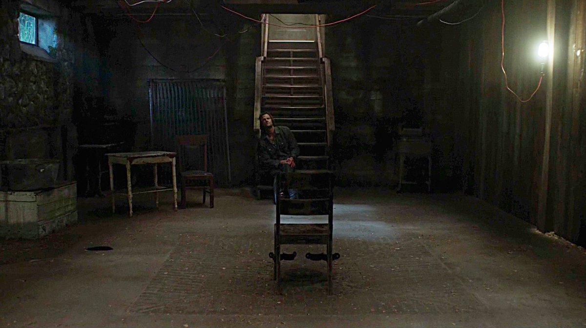 spn_shot's tweet photo. 12.01 Keep Calm and Carry On. Director: Phil Sgriccia. #Supernatural https://t.co/Hi8bney6UH