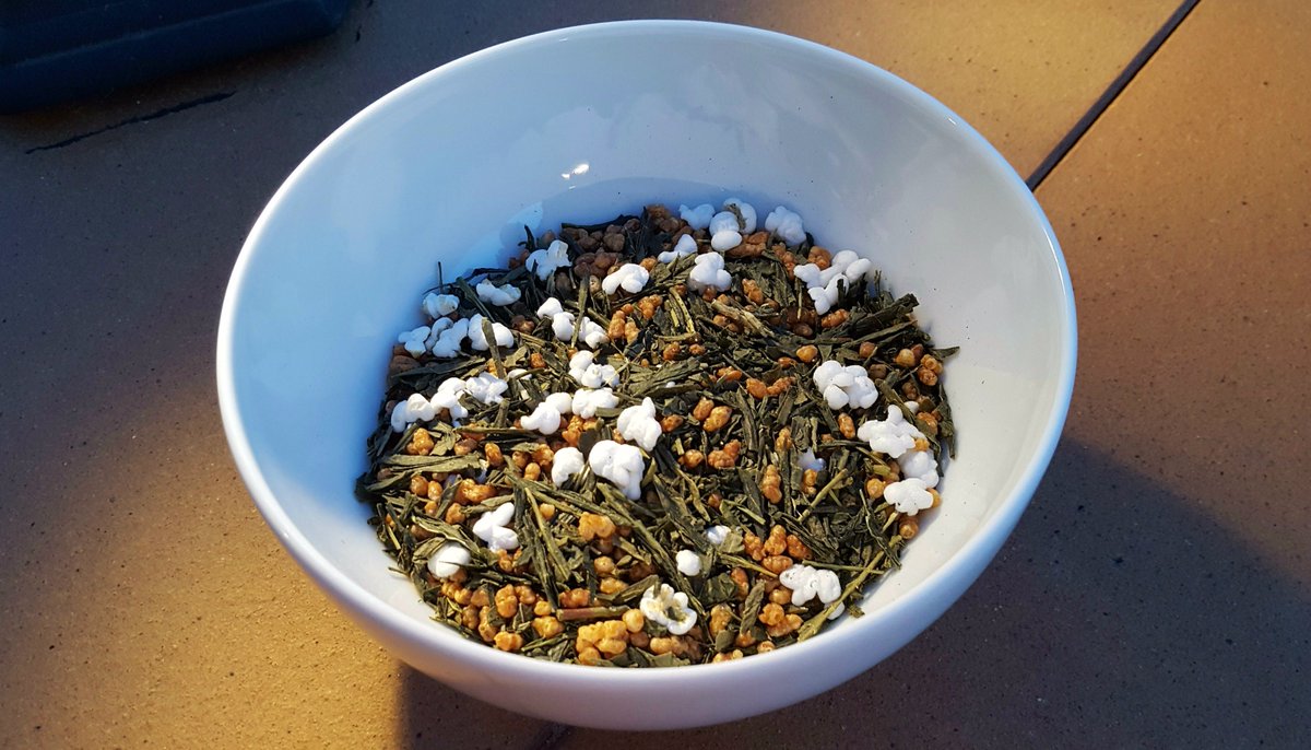 BlogInfusiones's tweet image. He vuelto para quedarme!!🤗 Buena hierva nunca muere🌿 Así que aquí tenéis NUEVA ENTRADA EN EL BLOG wp.me/p7hrXO-5v #téVerdeGenmaicha