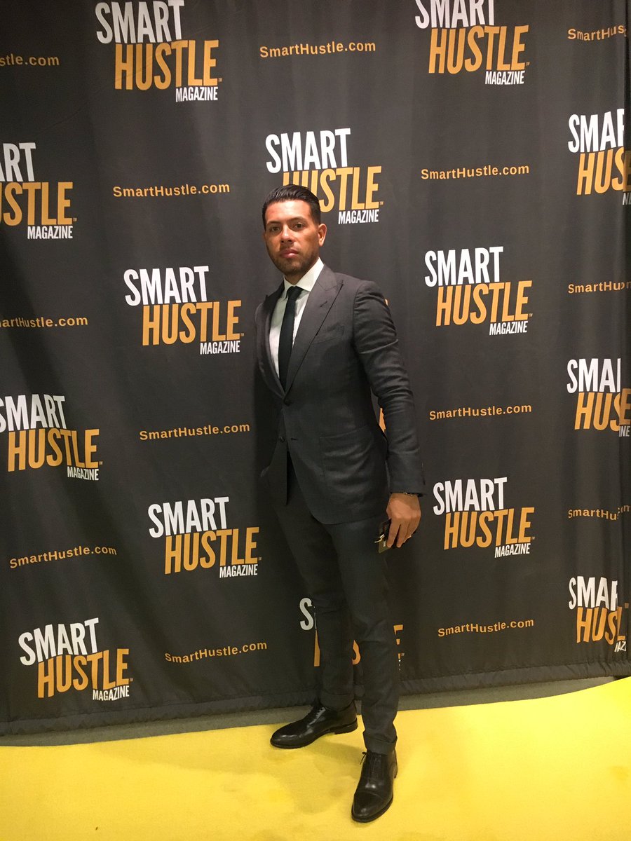 GerardAdams_eth's tweet photo. Smart Hustle in my Musika Frere suit today thx for the invite @ramonray /@smarthustlemag #MusikaFrere #SmartHustle https://t.co/ZLLhLUWEMN