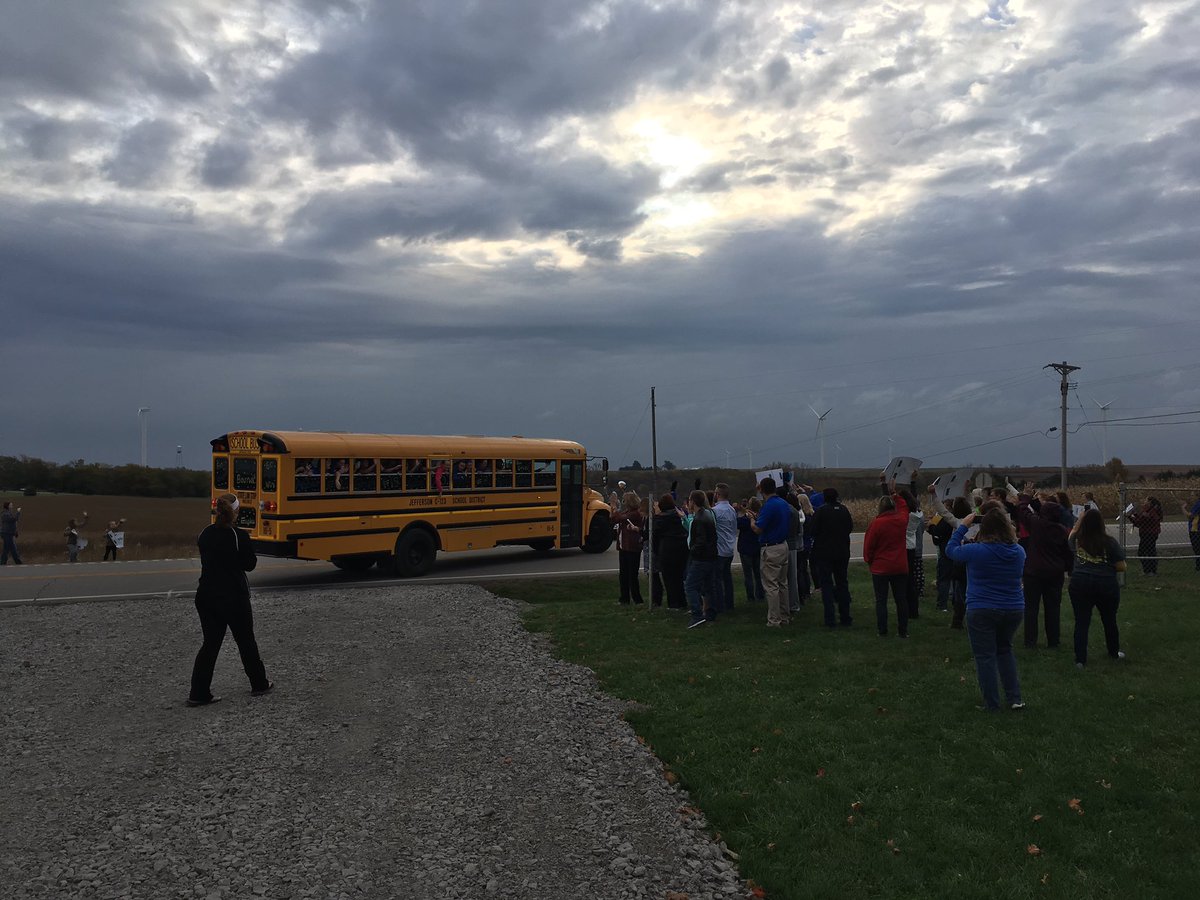 PlatteValley1's tweet image. Lady Eagles are State Bound!!! Good luck girls!!!