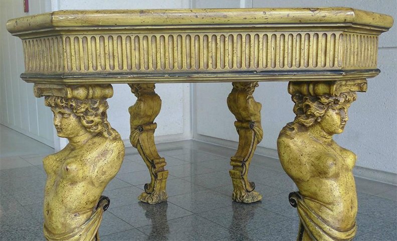 Phyllis_Morris's tweet photo. great vintage Phyllis Morris finds on @1stdibs -- like this Hollywood Regency Desk. https://t.co/kUatiKEpIl #style #design #vintage #retro https://t.co/D173ZhSQxf