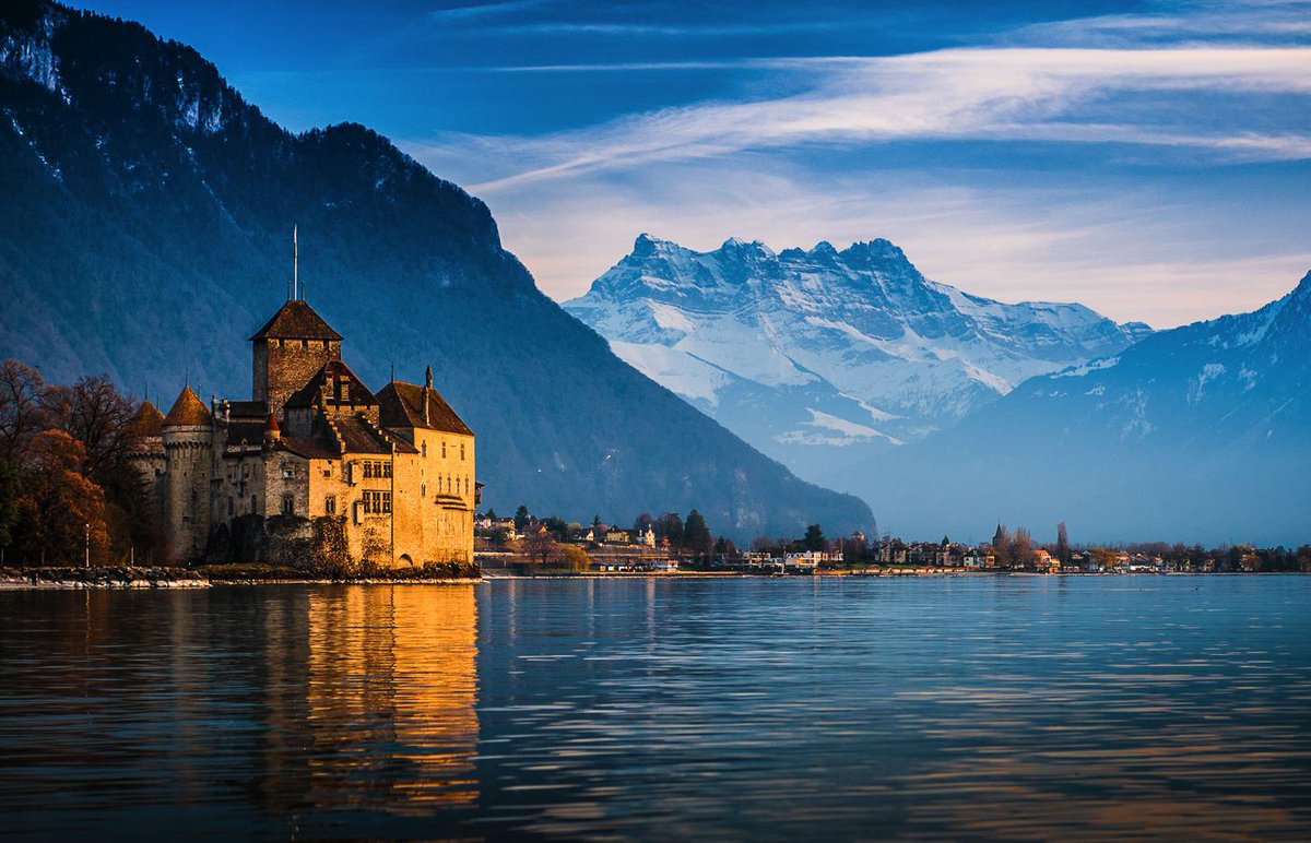 IL_Switzerland's tweet photo. Château de Chillon https://t.co/ugCAk9cjLp