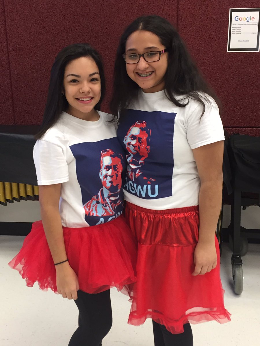 HedrickBand's tweet photo. It's twin day. @LewisvilleBand   #hedrickband #agwu https://t.co/cpSSnMQhIj