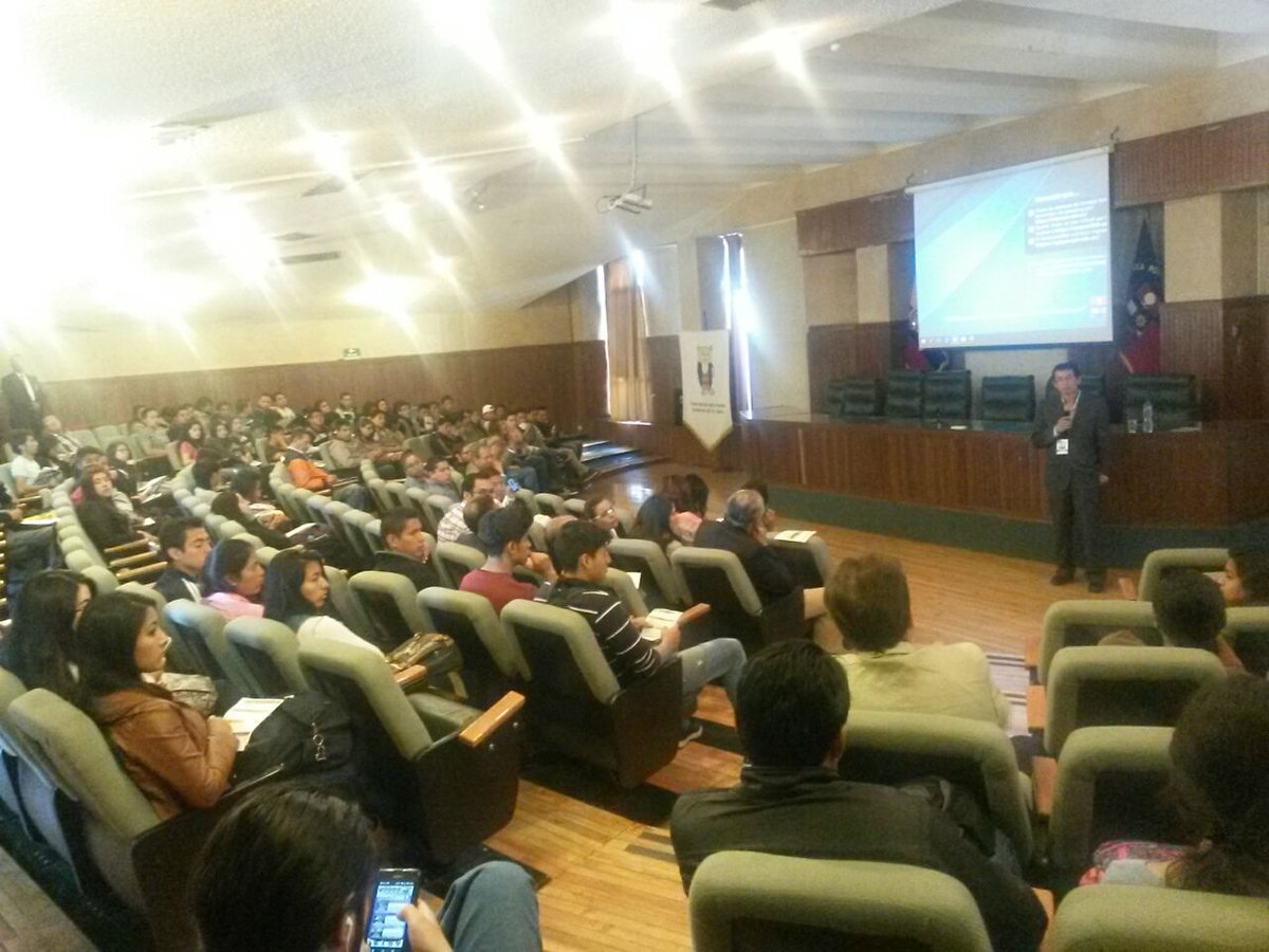 EpntechEp's tweet photo. Pablo Caiza y Roberto Aguiar con conferencias sobre el #hábitat en el Hemiciclo @EPNEcuador https://t.co/dB6q1f4bcG