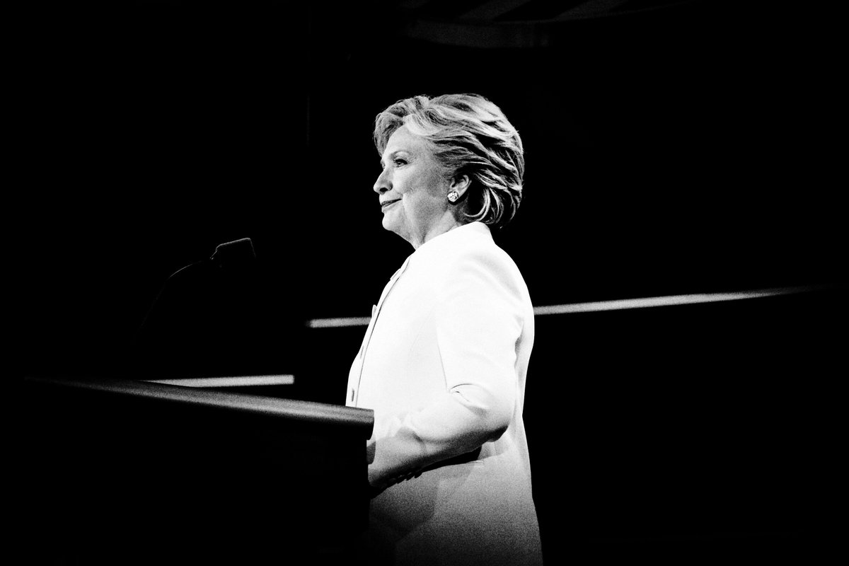 MSNBCPhoto's tweet image. Scenes from the final presidential #debate captured by @petersonpixs for @MSNBCPhoto: msnbc.com/slideshow/phot… #Election2016 #Clinton #Trump