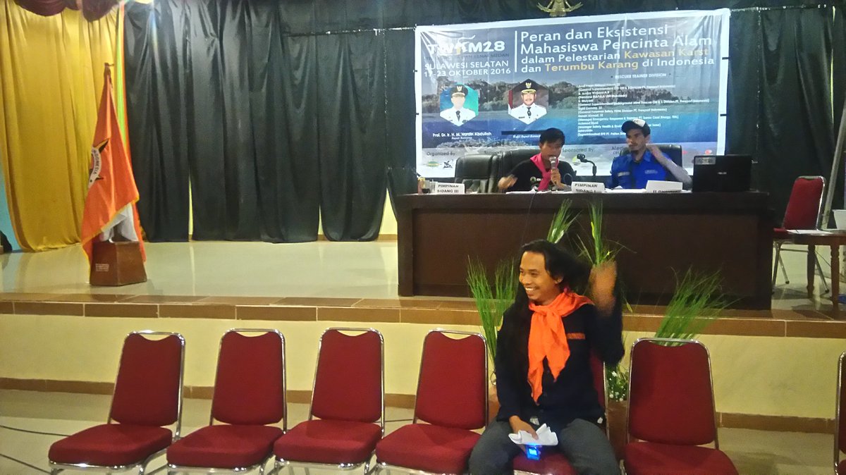 Selamat kepada saudara wawan (kura2) dari universitas jawa barat MPA <a href="/Unasman/">@Rasyad</a> selaku tuan rumah PKN 
<a href="/Mapala_UMI/">MAPALA UMI Makassar</a>