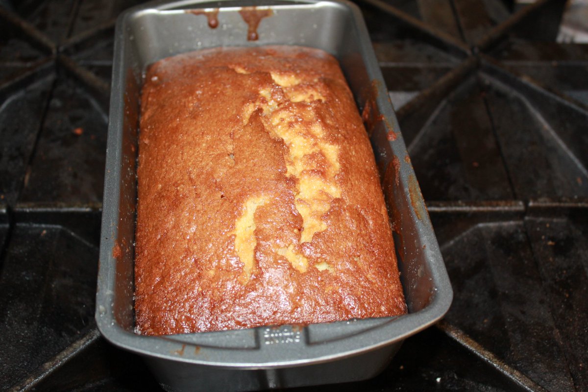 togetherwebake's tweet photo. From our home to your home... our guest chef was a current team member! #amazingbaker #poundcake #sweettooth #homemade #scratchbaking https://t.co/NNidAikeYE