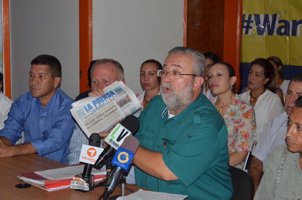Warner_Jimenez's tweet photo. Así el Poder Judicial siga secuestrado, hubo VIOLACIÓN de CRBV y LOPPN, tendrán que responder, todo tiene su tiempo https://t.co/VNx0naqcmJ