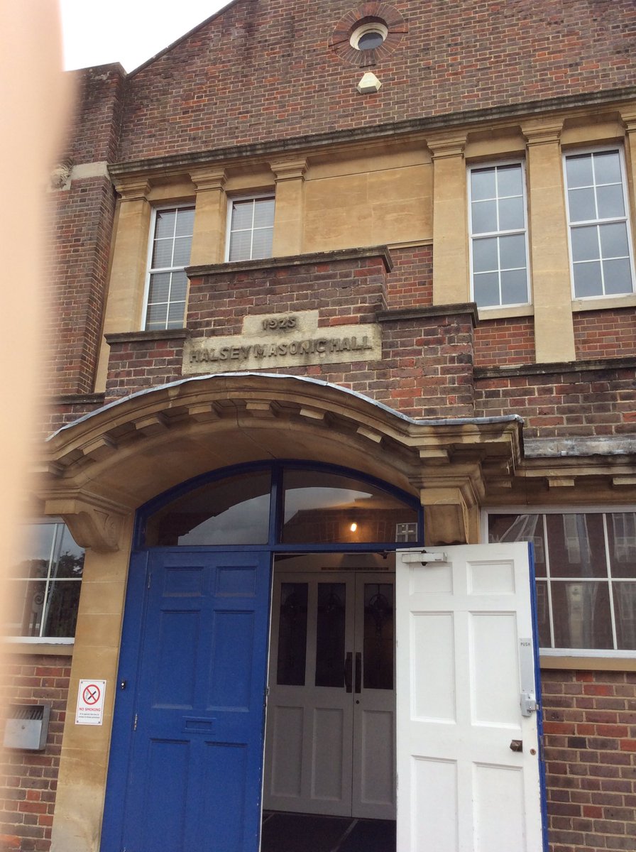 buddysbeatsuk's tweet photo. Fun with @Watford3RT 2day.... lovely hall too. #SOWTL :0) @TheMGF https://t.co/285lpAr7vh