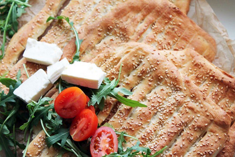 kulturkervaniIr's tweet photo. Barbari Ekmeği

#iran #kültür #ekmek #barbari #bread #barbaribread #iranianbread #iranekmeği #kulturkervaniiran #mustseeiran https://t.co/A7biI6Sgn3