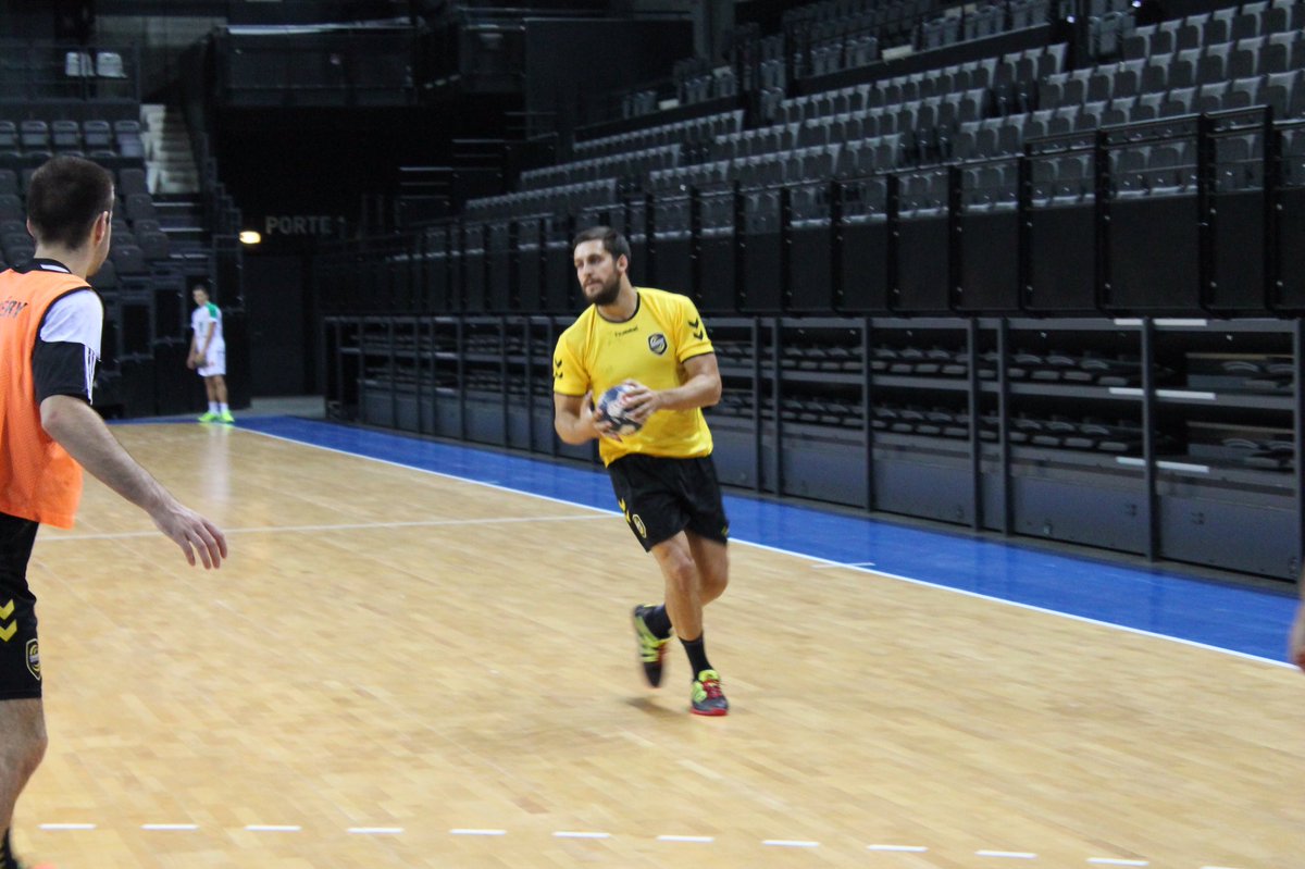 TeamChambe's tweet photo. @Quentin_Minel est de retour à l'entraînement ! #BonneNouvelle #TeamChambé #GoQuentin https://t.co/5IysElCOGM