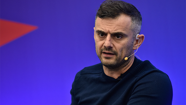 Adweek's tweet photo. Gary Vaynerchuck argues that marketers are fighting an attention war: https://t.co/mK68Oewdb0 @garyvee #ANAMasters https://t.co/IxD3E51c20